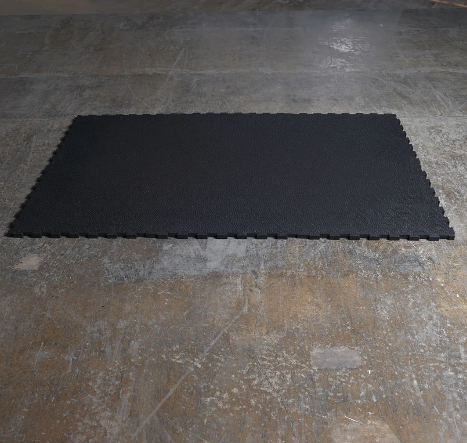 SURFACECO - TAPIS DE gym 4'x6' À EMBOÎTEMENT - Fitness Dépôt +