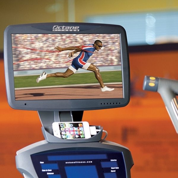 Octane Pro3700 Elliptique Total Body (Usagé) - Fitness Dépôt +